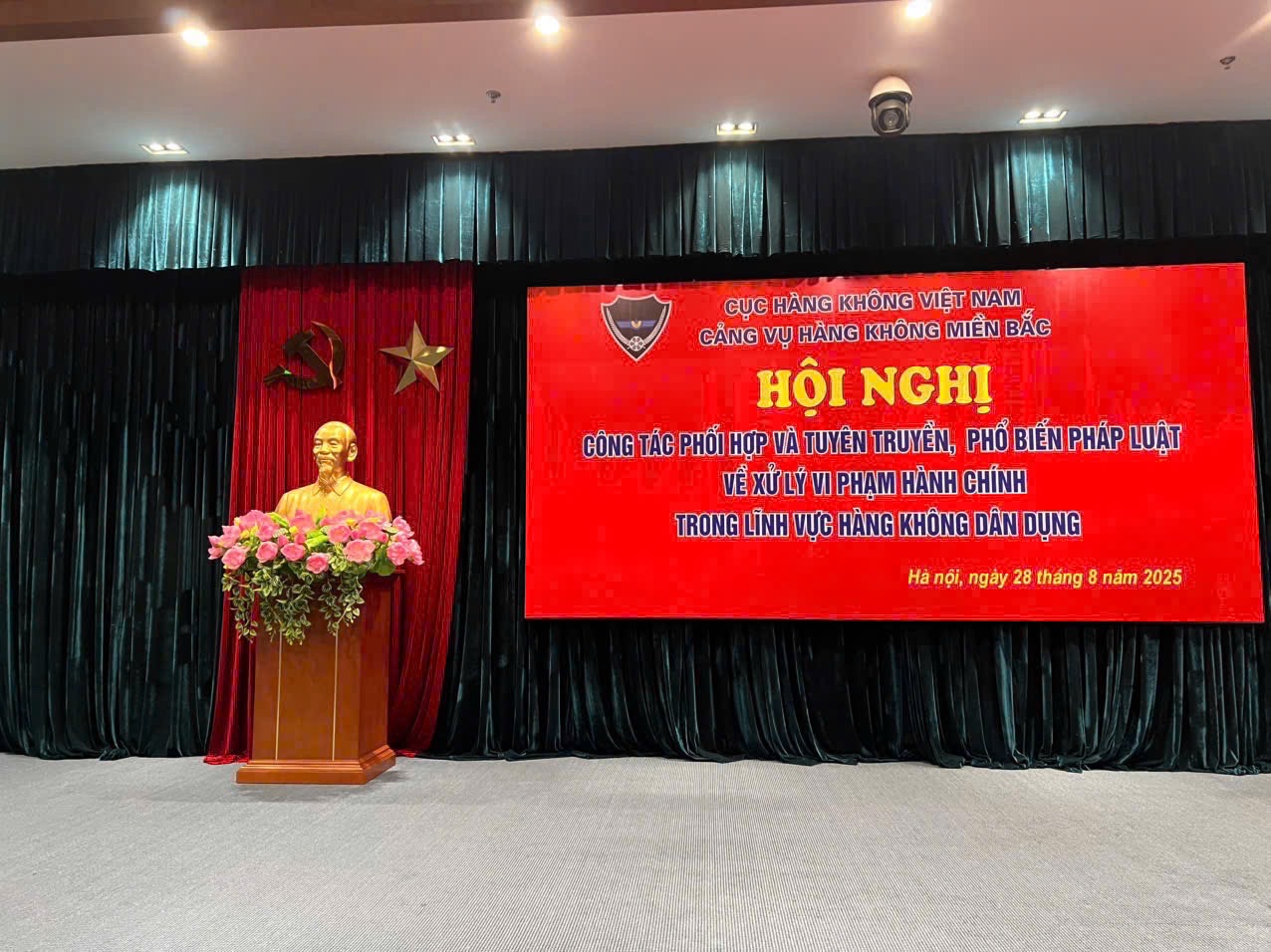 Hội nghị công tác phối hợp và tuyên truyền, phổ biến pháp luật về xử lý vi phạm hành chính trong lĩnh vực hàng không dân dụng